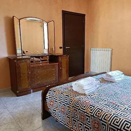Life Guest house *